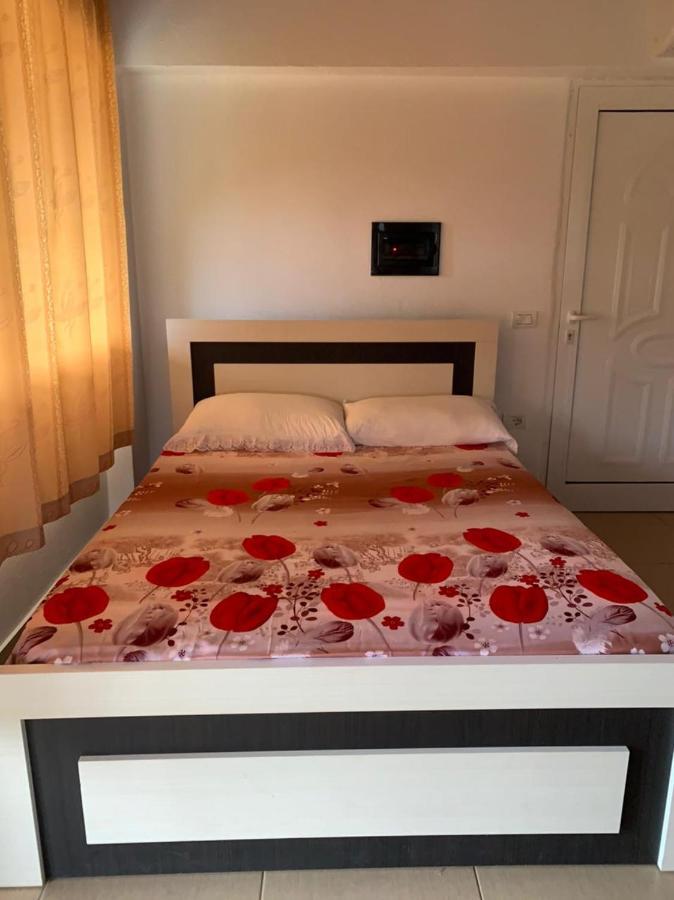 Hotel Denaj House à Himarë Extérieur photo